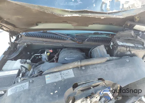 2005 Chevrolet Silverado 1500 Lt z USA, uszkodzony, nr VIN 2GCEC13T451384031